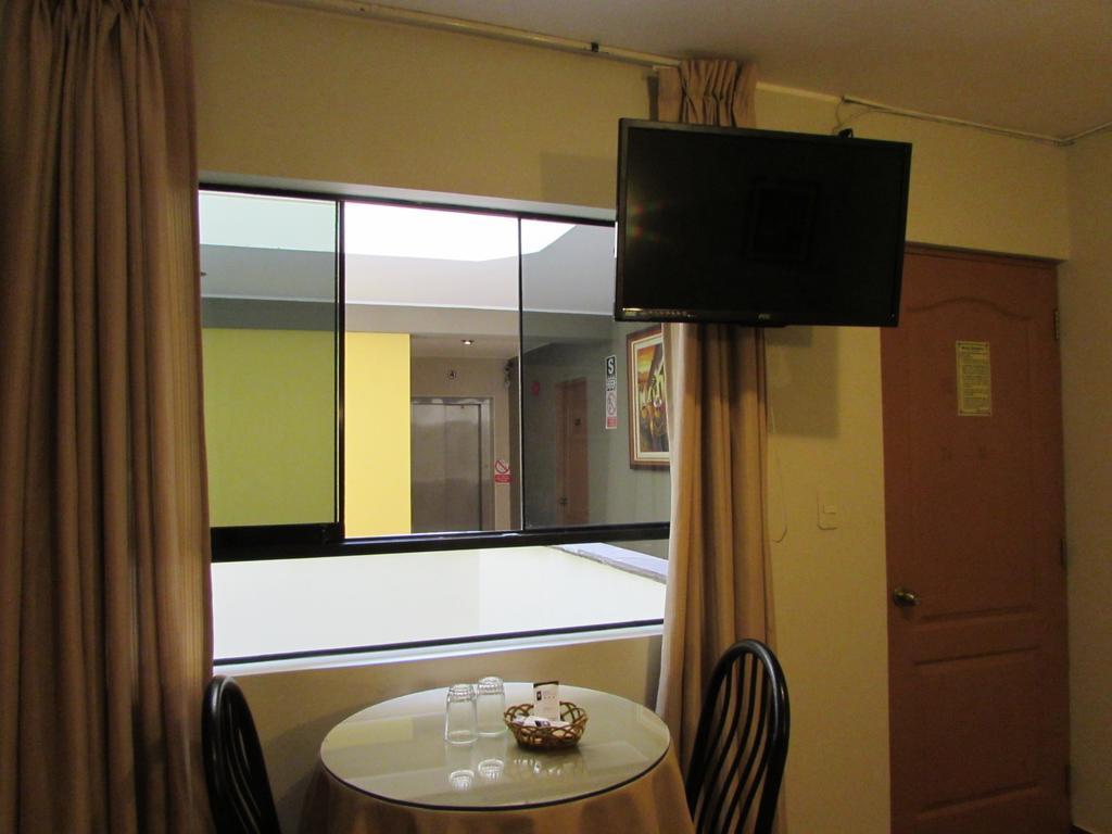 לימה Hotel Bohemia חדר תמונה