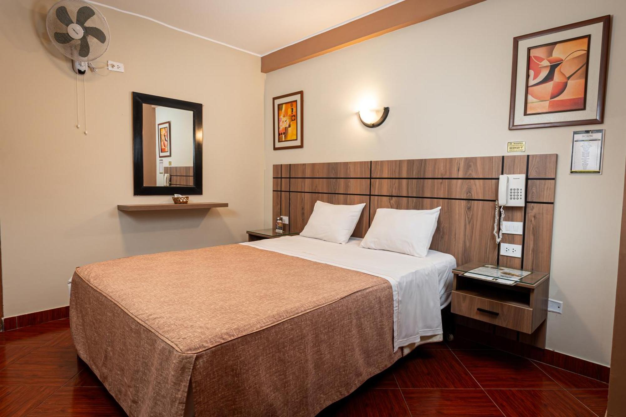 לימה Hotel Bohemia מראה חיצוני תמונה